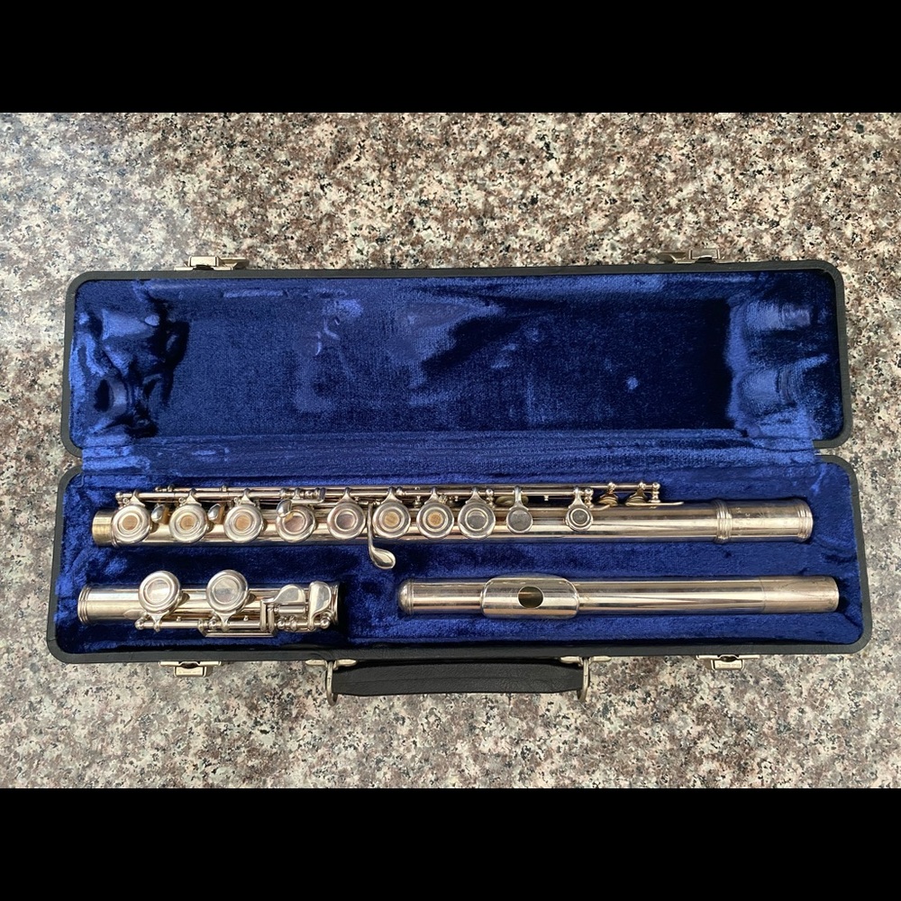 Vintage Armstrong 303 flute sterling silver